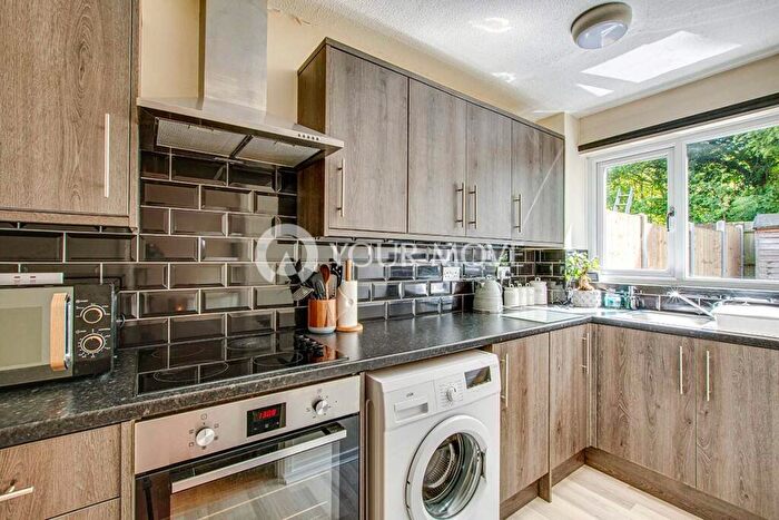 1 Bedroom House To Rent In Tay Close, Kent, Chatham, ME5