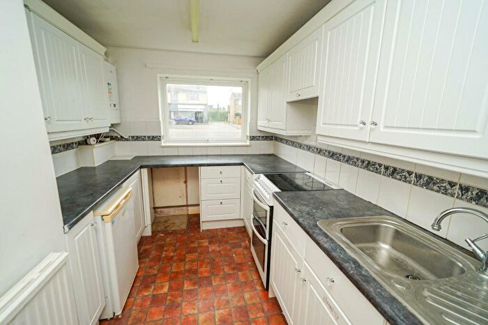 2 Bedroom Flat For Sale In Clarence Road, Leighton Buzzard, LU7
