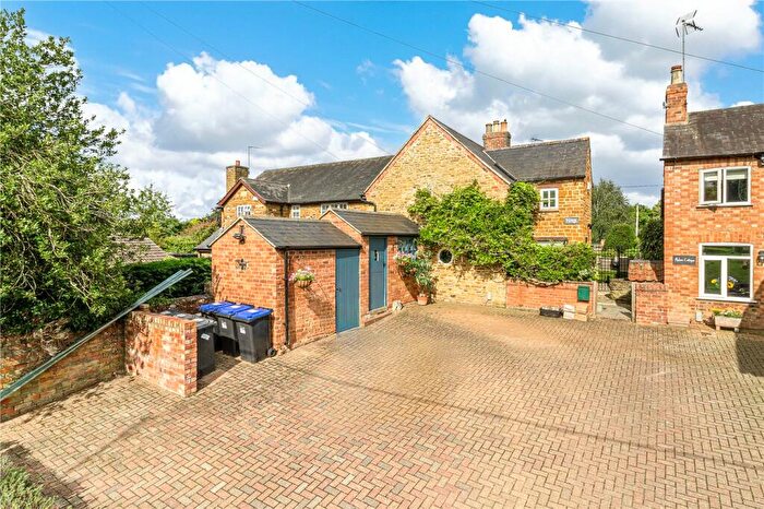 3 Bedroom House To Rent In Main Street, Holcot, Northampton, Northamptonshire, NN6