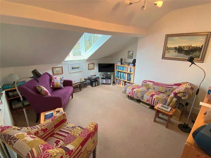 3 Bedroom House For Sale In Cavendish Villas, Broad Walk, Buxton
