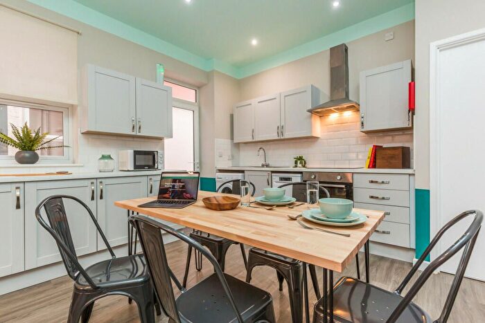 5 Bedroom Flat To Rent In Monson Street, Lincoln, LN5