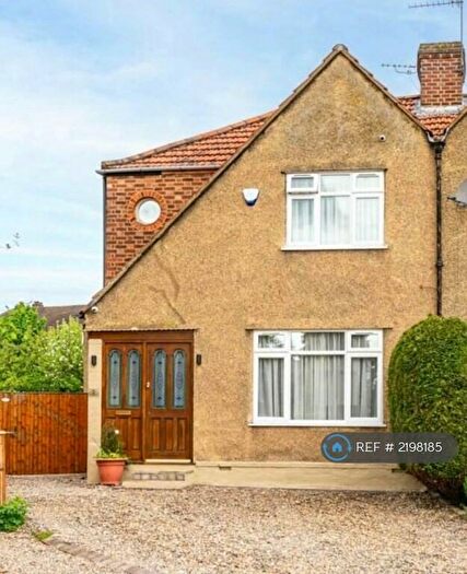 4 Bedroom Semi-Detached House To Rent In Ashford Crescent, Enfield, EN3