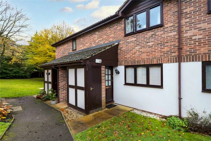 1 Bedroom Terraced House To Rent In Heathbridge, Brooklands Road, Weybridge, Surrey, KT13