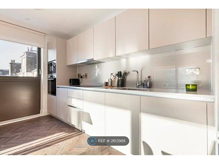 1 Bedroom Flat To Rent In Palladium Court, London, SW2