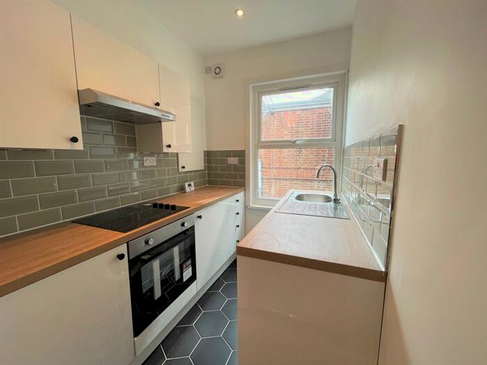 1 Bedroom Flat To Rent In Park Road, Gloucester, GL1