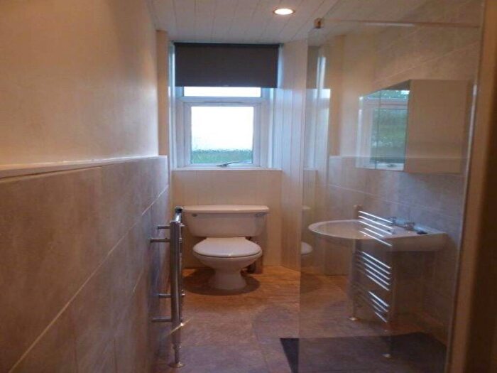 1 Bedroom Flat To Rent In Albion Place, Leith, Edinburgh, EH7