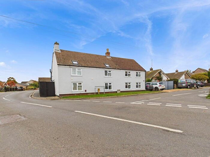 4 Bedroom Cottage For Sale In Wype Road, Eastrea, PE7