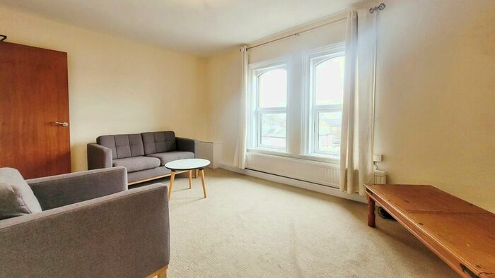1 Bedroom Apartment To Rent In Wilmslow Road, Manchester, Greater Manchester, M20