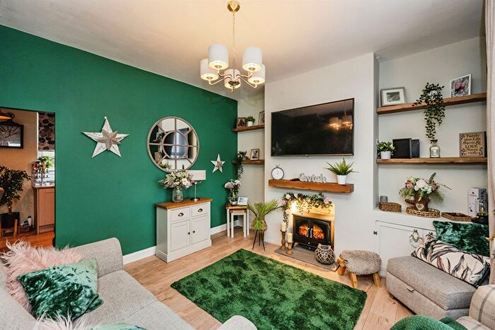 3 Bedroom End Of Terrace House For Sale In Hillside, Cimla, Neath, SA11