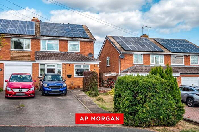 3 Bedroom Semi-Detached House For Sale In Millfield Road, Bromsgrove, Worcestershire, B61