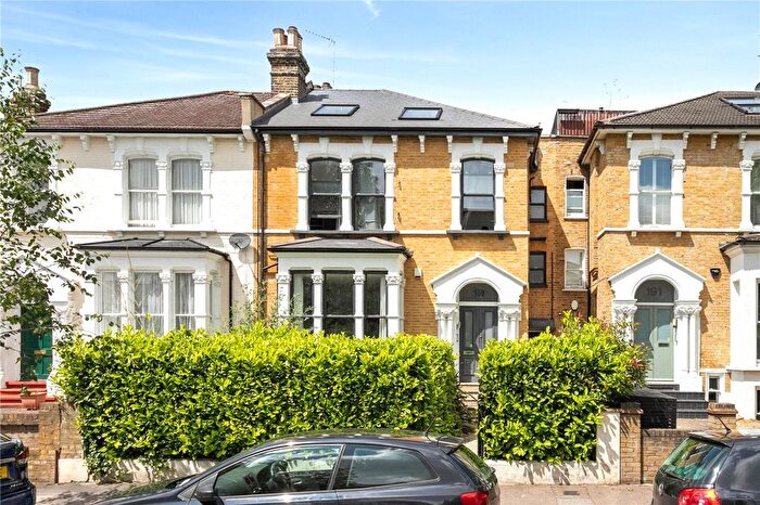 2 Bedroom Flat To Rent In Evering Road, London, E5