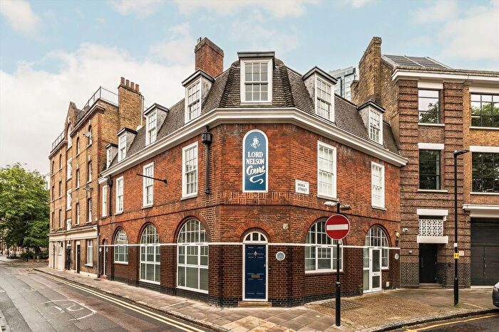 1 Bedroom Flat To Rent In Lever Street, Clerkenwell, EC1V