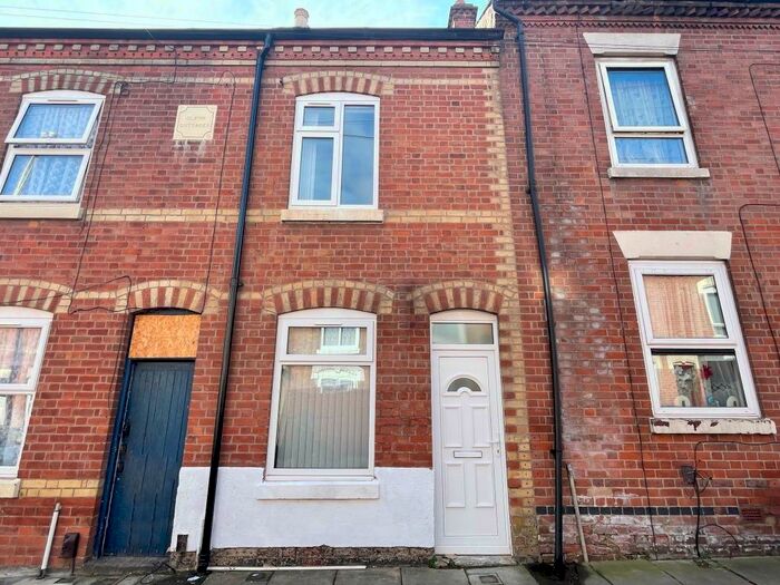 3 Bedroom Terraced House To Rent In Myrtle Road, Leicester, LE2