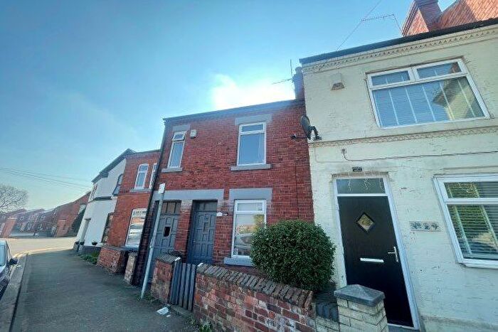 3 Bedroom Terraced House To Rent In Bolsover Street, Nottingham, NG15