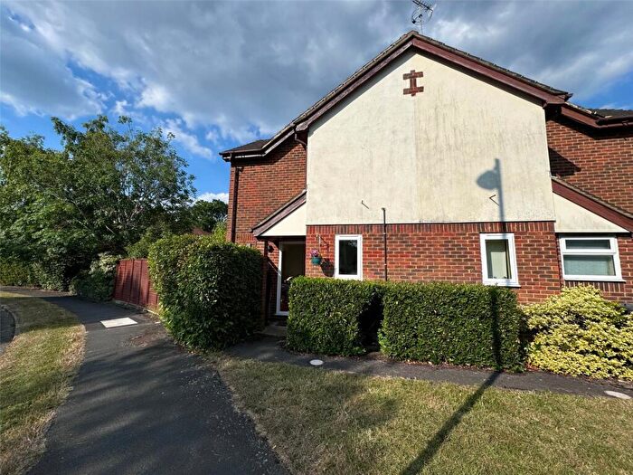 1 Bedroom End Of Terrace House For Sale In Nether Vell-Mead, Church Crookham, Fleet, GU52