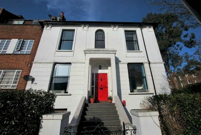 2 Bedroom Flat To Rent In Hamilton Park, London, N5