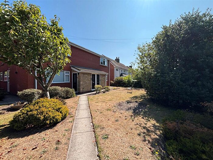 2 Bedroom Flat To Rent In Church Road, Formby, Liverpool, L37