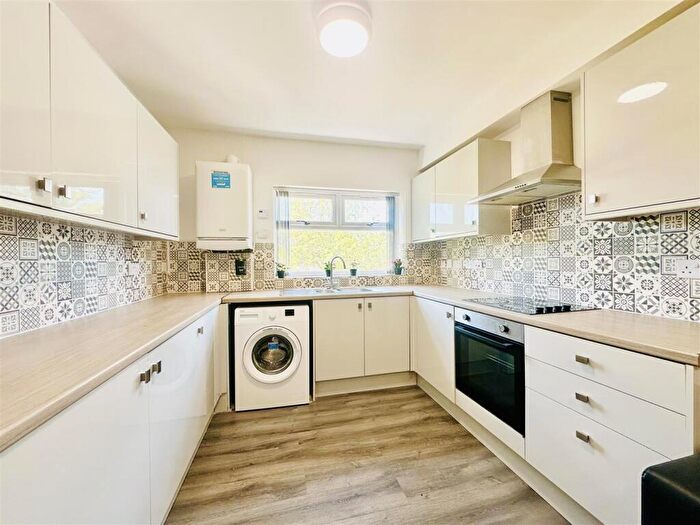 4 Bedroom House To Rent In Radford Road, Nottingham, NG7