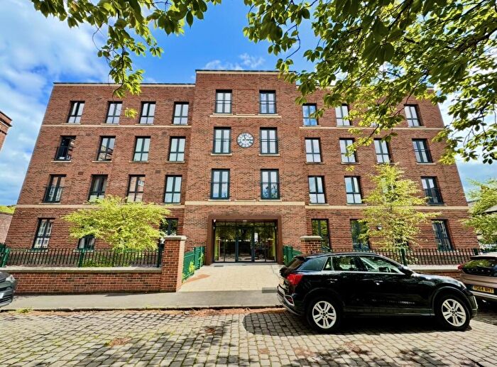 2 Bedroom Apartment To Rent In *Viewings Fully Booked* Block A, The Crossings, SK11