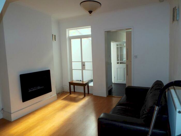 2 Bedroom Terraced House To Rent In Tiverton Road, Selly Oak, Birmingham, B29