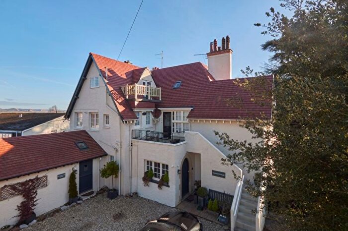 3 Bedroom Flat For Sale In Lansdowne Road, Budleigh Salterton, EX9