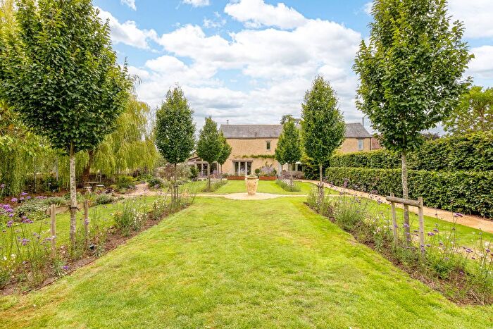 5 Bedroom Barn Conversion For Sale In East Foscote, Near Grittleton, SN14