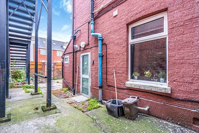 1 Bedroom Flat To Rent In Desborough Road, Eastleigh, Hampshire, SO50