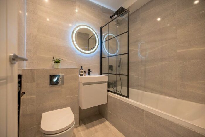 1 Bedroom Flat To Rent In Elgin Road, CR0