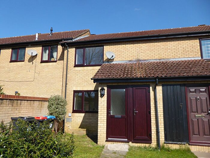 2 Bedroom Terraced House To Rent In Lullingstone Drive, Milton Keynes, MK13