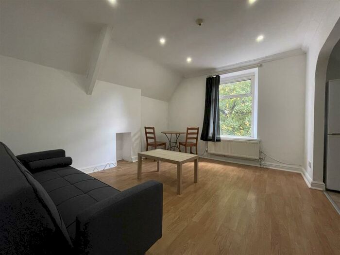 1 Bedroom Apartment To Rent In The Walk, Roath, Cardiff, CF24