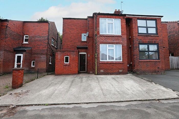3 Bedroom Semi Detached House For Sale In Bury New Road, Whitefield, M45