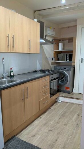 1 Bedroom Flat To Rent In Norwood Road, Southall, UB2