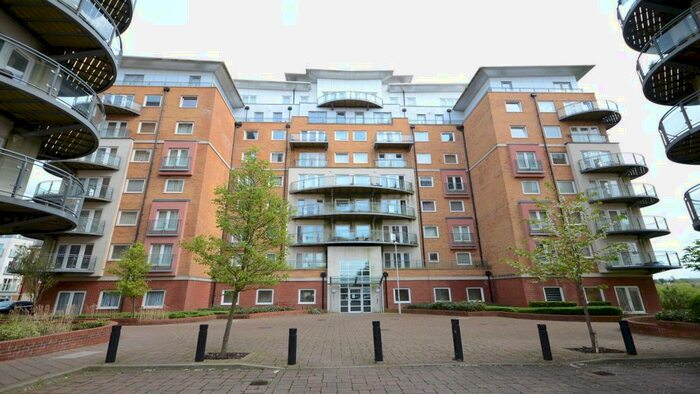 2 Bedroom Apartment To Rent In Winterthur Way, Basingstoke, RG21