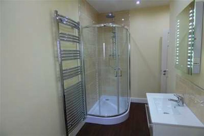 2 Bedroom House To Rent In Walmersley Road, Bury, BL9