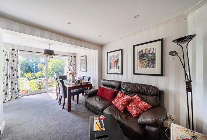 3 Bedroom Terraced House For Sale In Stewart Close, London, NW9