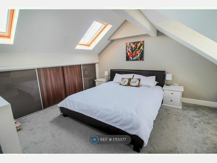 2 Bedroom Flat To Rent In Victoria Road, Cambridge, CB4