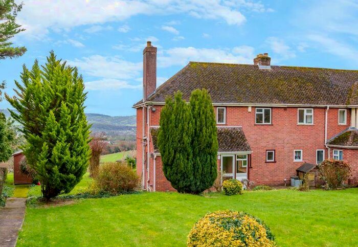 2 Bedroom Cottage For Sale In Manson, Monmouth, NP25