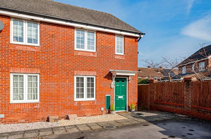 3 Bedroom End Terrace House For Sale In Viscount Gardens, Eastleigh, SO50