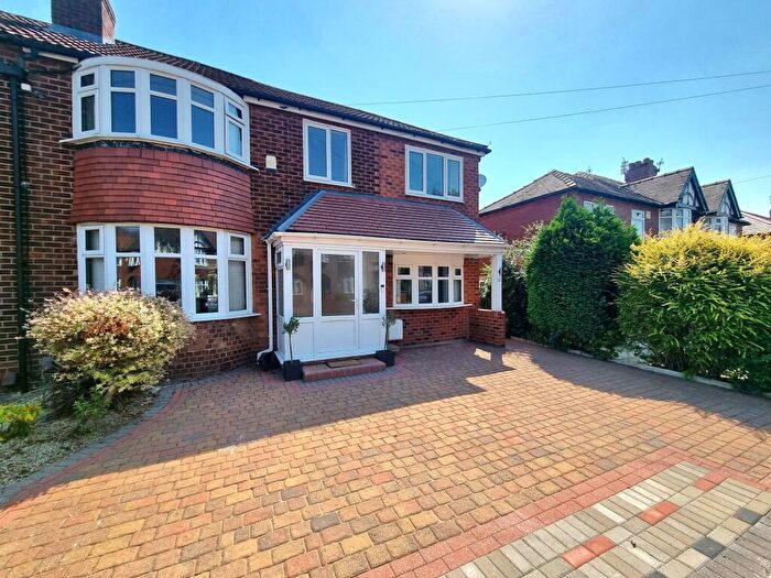 4 Bedroom Semi-Detached House For Sale In Cranston Drive, Sale, M33