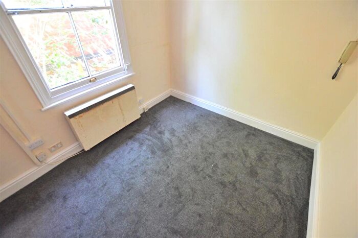 1 Bedroom Flat To Rent In Park Road Cheylesmore Coventry, CV1