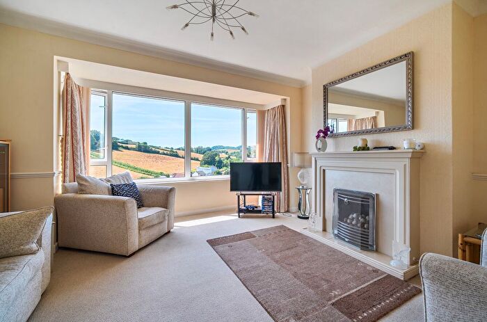 3 Bedroom Semi-Detached Bungalow For Sale In Waterleat Avenue, Paignton, Devon, TQ3