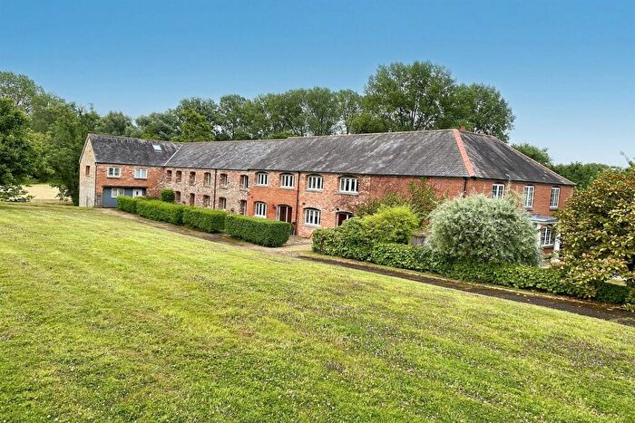 3 Bedroom Terraced House For Sale In Waytown, DT6