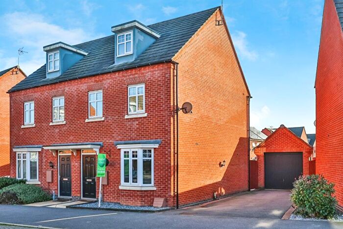 3 Bedroom Semi Detached House For Sale In Latin Grove, Hucknall, Nottingham, NG15