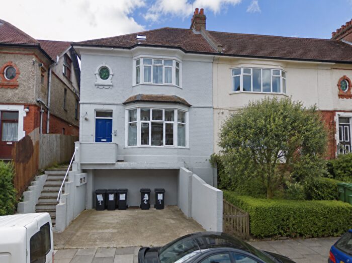 1 Bedroom Flat To Rent In Ashburnham Road, Luton, LU1