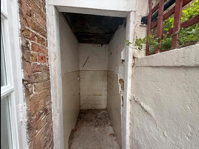 1 Bedroom Flat To Rent In Harold Road, Cliftonville, Margate, CT9