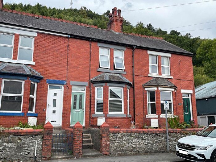 3 Bedroom Terraced House For Sale In London Road, Corwen, LL21