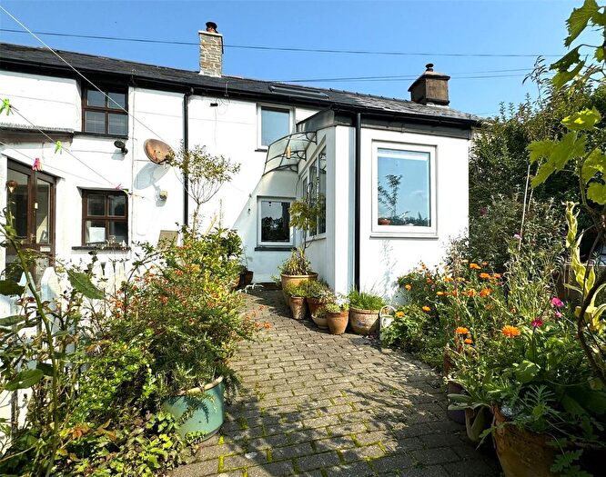 2 Bedroom Terraced House For Sale In Craig Yr Henffordd, Penegoes, Machynlleth, Powys, SY20