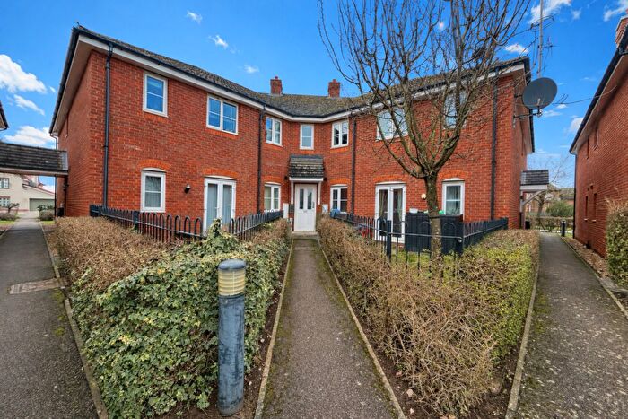 2 Bedroom Apartment For Sale In Chambers Way, Biggleswade, SG18