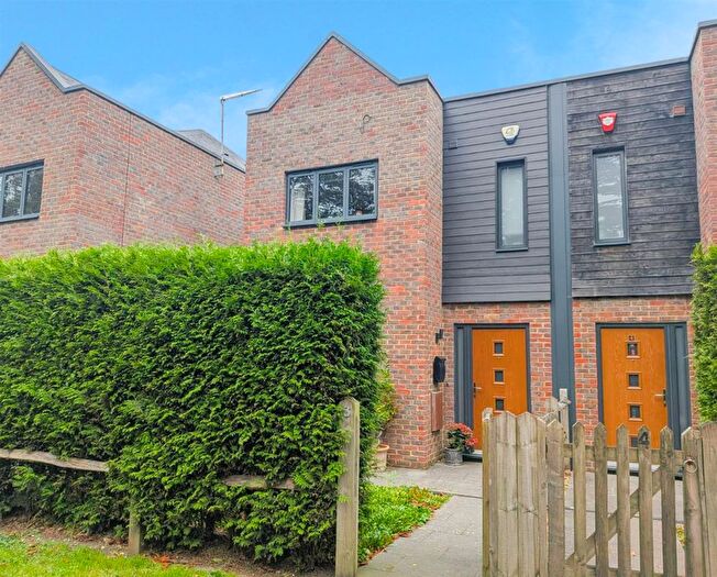 4 Bedroom Semi-detached House For Sale In Rose Hill, Isfield, Uckfield, TN22