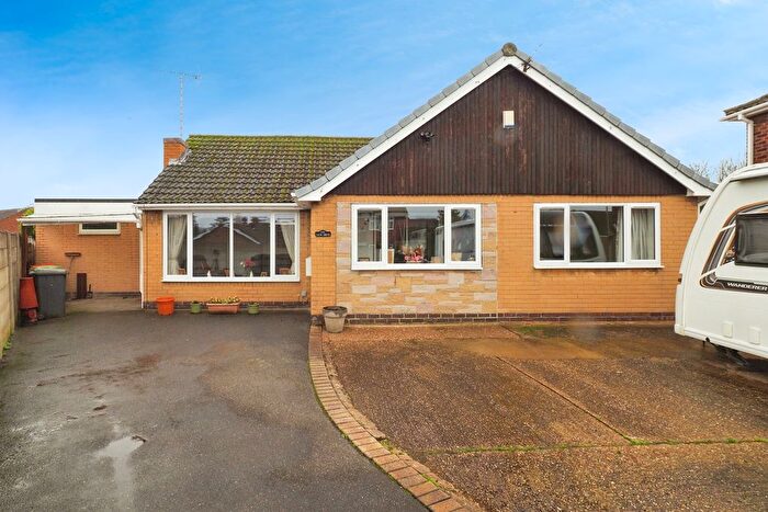 4 Bedroom Bungalow For Sale In Leen Drive, Hucknall, Nottingham, Nottinghamshire, NG15